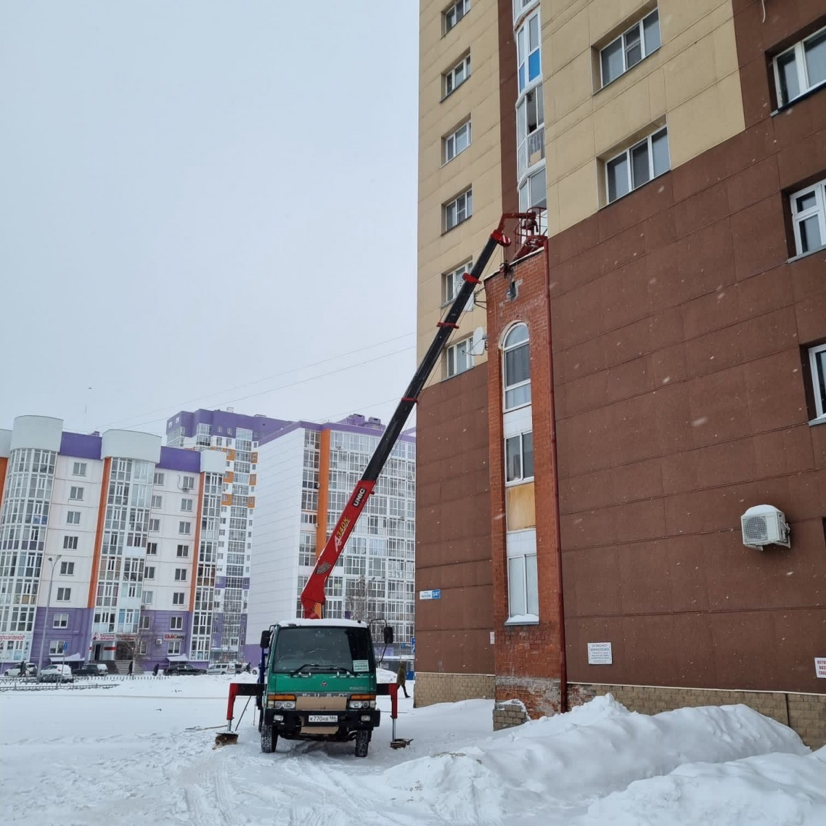 Перевозка бытовок манипулятором в Белгороде - доставка бытовок по выгодной  цене